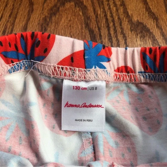 Hanna Andersson | Cropped Strawberry Leggings - Picture 4 of 5